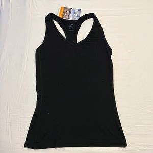 NWT Icebreaker body fit sprite tank medium